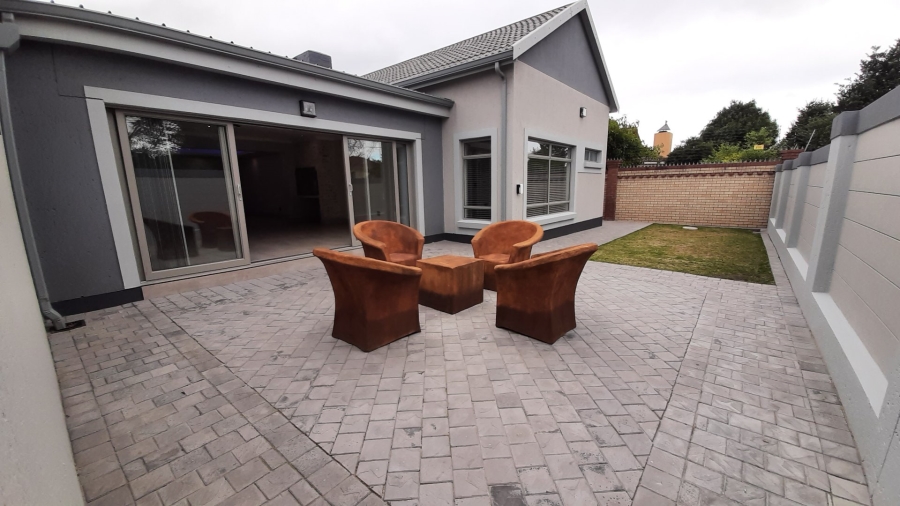 3 Bedroom Property for Sale in Heather Park Western Cape